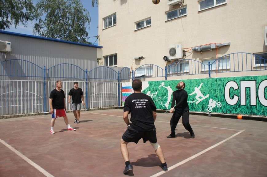 Соревнования по волейболу среди трудовых коллективов г.Белореченска., фото-1