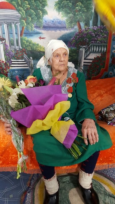 Славные женщины района: Екатерине Матюховой - 100 лет (фото) - фото 1